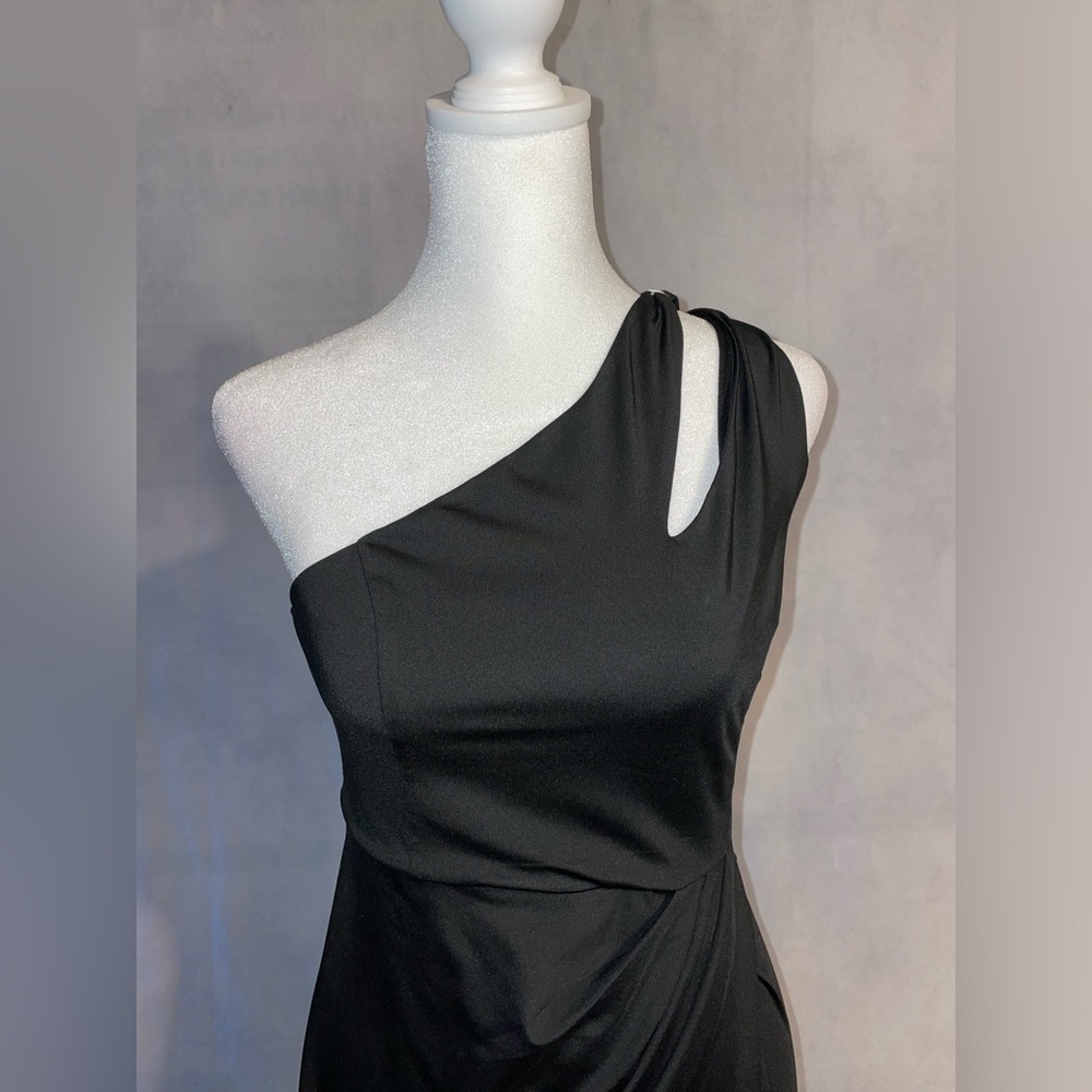 Zalalus women’s size small fitted little black dress with slit one shoulder - Picture 2 of 10